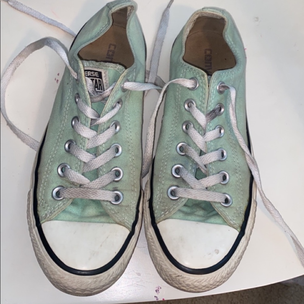 Mint converse